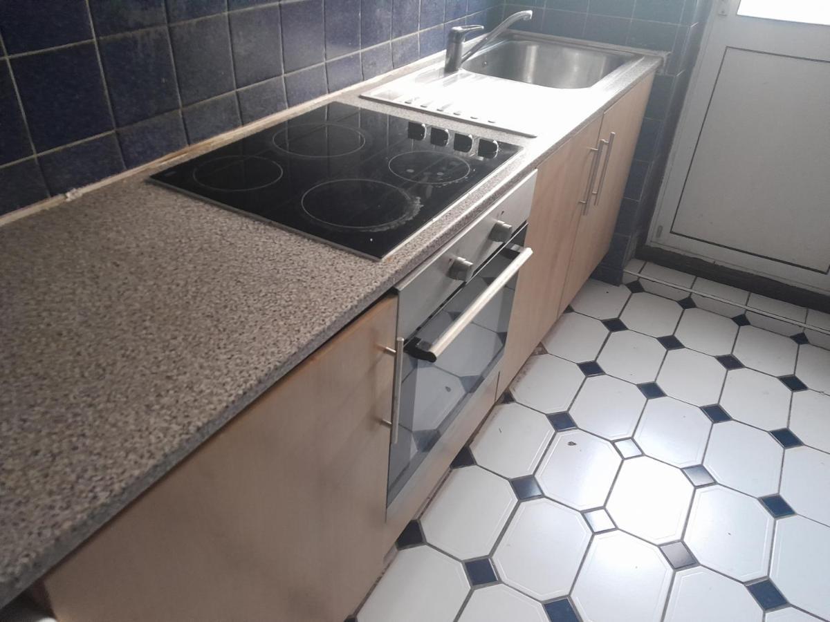 דירות Lovely 1-Bed Studio In לונדון מראה חיצוני תמונה