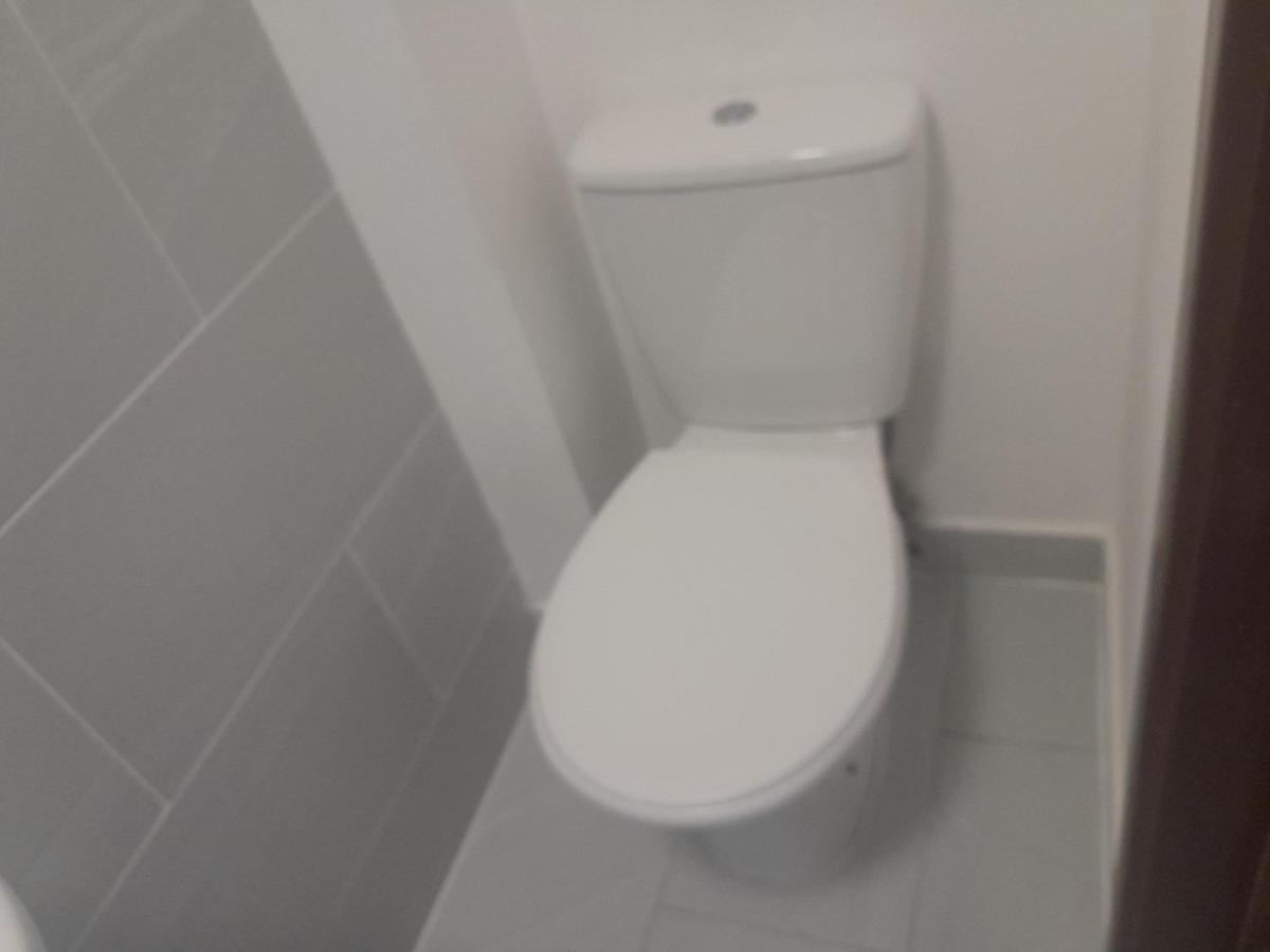 דירות Lovely 1-Bed Studio In לונדון מראה חיצוני תמונה